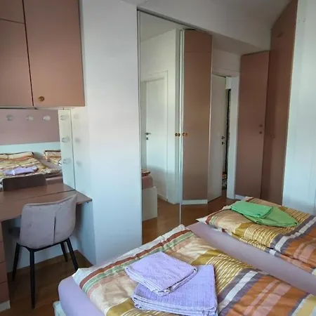 N&d Colorfull Apartment Skopje
